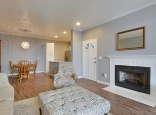 2402 Pleasant Way UNIT C, Thousand Oaks, CA 91362
