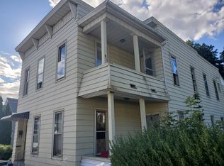 9 Eagle St, Amsterdam, NY 12010