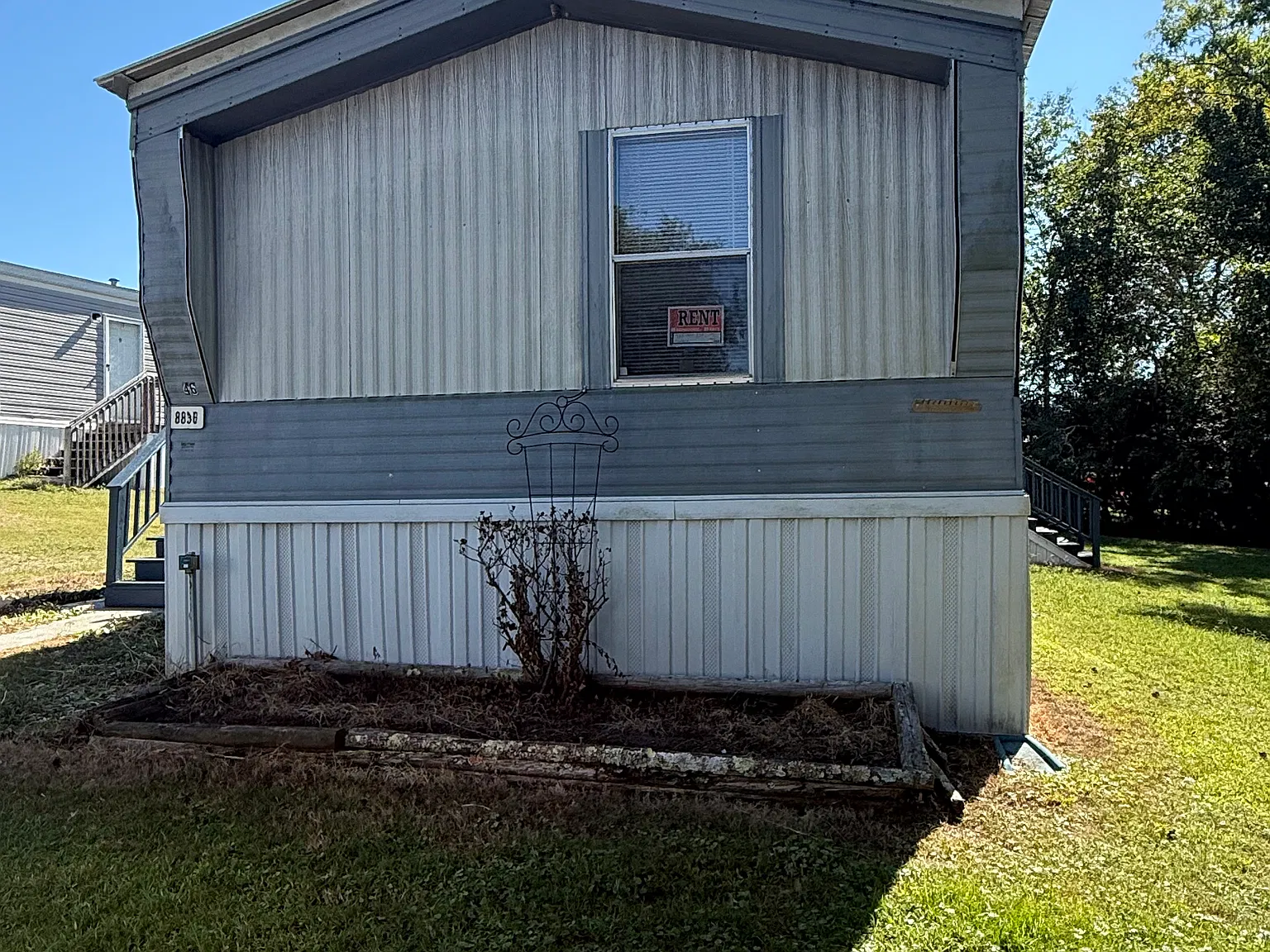 2 bed, $1,200 — Photo 1