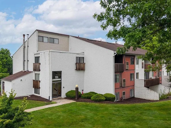 806 Stratford Dr, State College, PA 16801