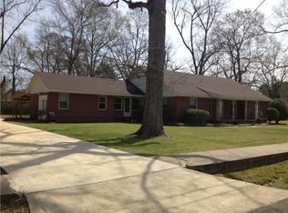 104 Rhodes Ave, Pelahatchie, MS 39145