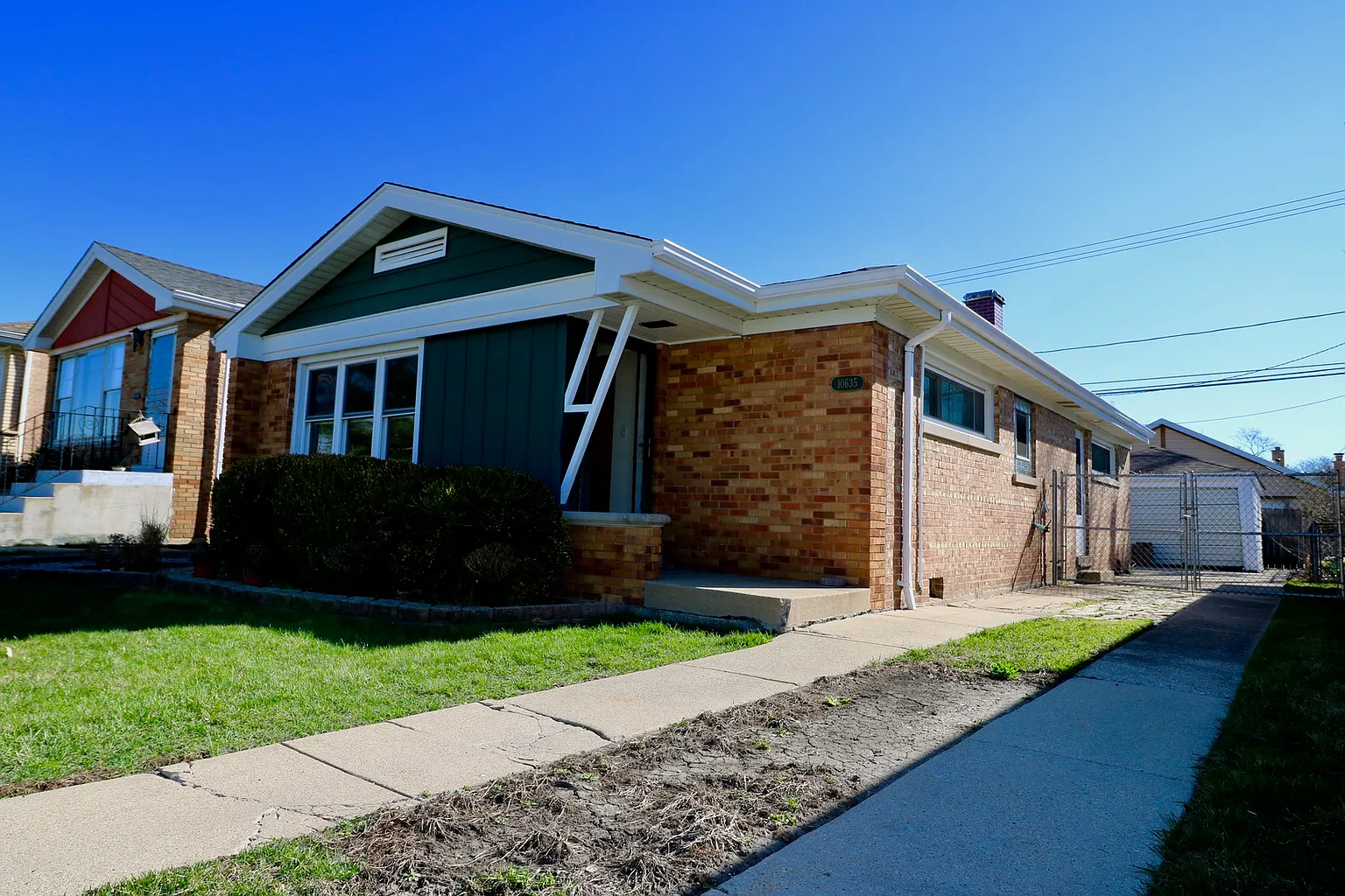 10635 S Kedzie Ave photo 1