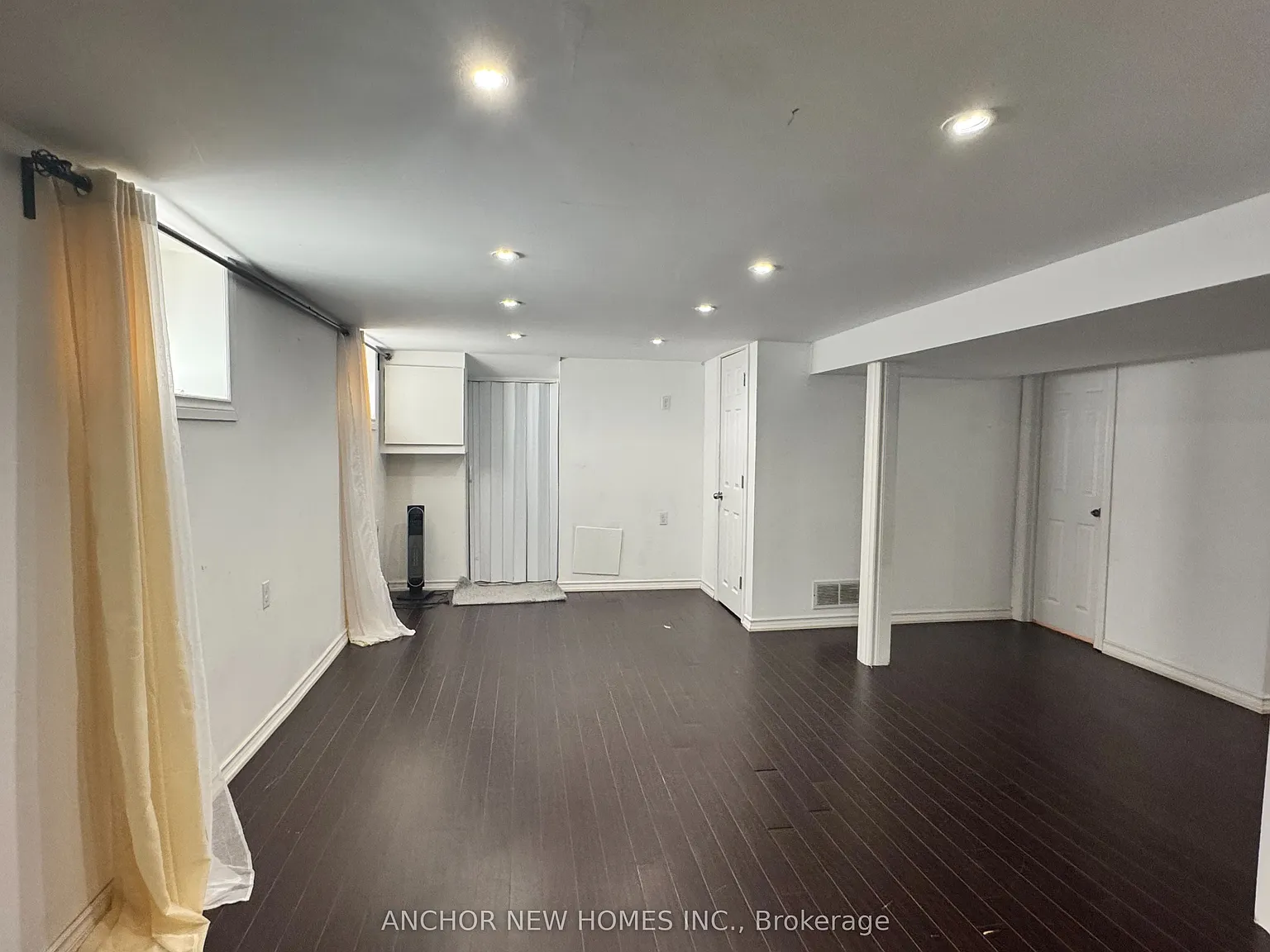 2 bed, $1,800 — Photo 4