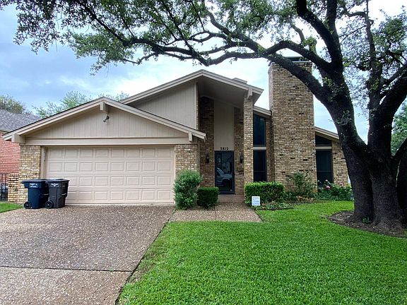 3rd image of 3812 Brookhaven Cir
