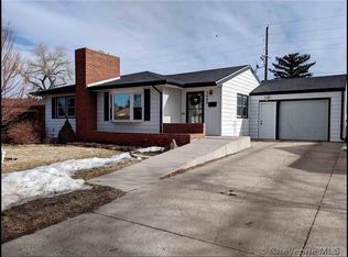 3483 Foxcroft Rd, Cheyenne, WY 82001