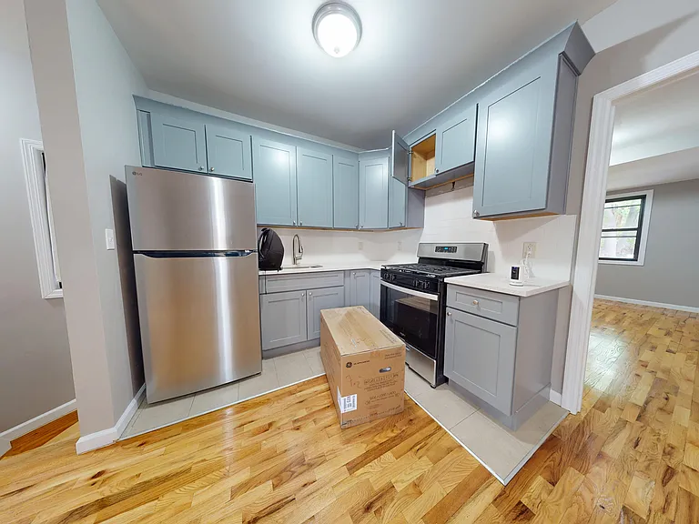 153 Brighton Ave #2 — Photo 4