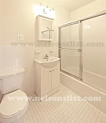 Rented by R New York