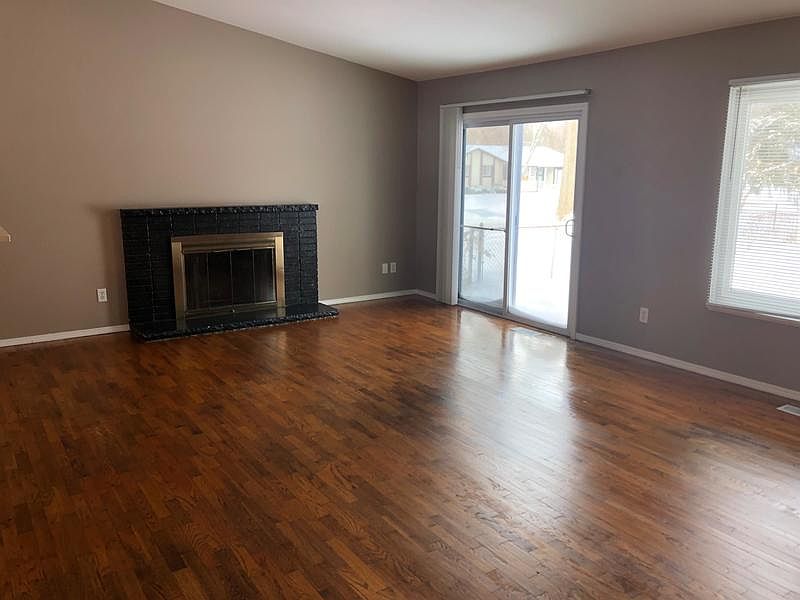 1st image of 3950 Glenburne Blvd