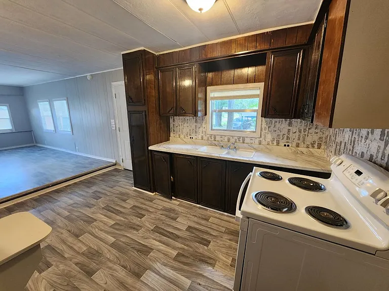 14803 Bakers Ln — Photo 6