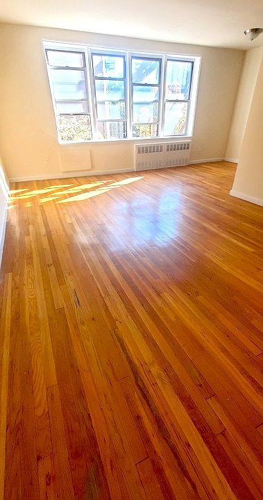 1st image of 14220 84th Dr APT 2K