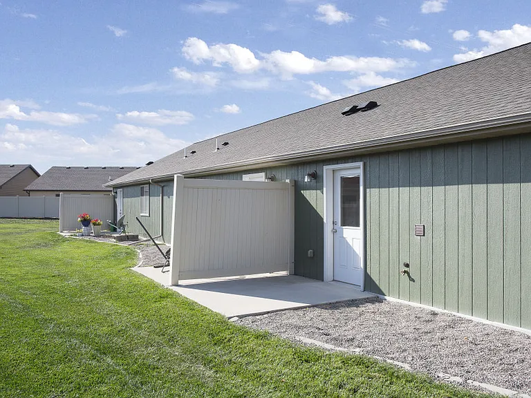1413 Chanel Loop #SEE DESCRIPTION — Photo 10