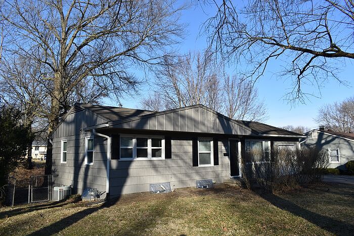 1st image of 3404 S Claremont Ave