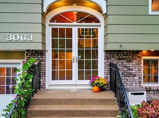 3063 Evelyn St, Roseville, MN 55113