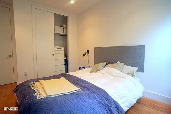 Rented by Citi Habitats | media 9