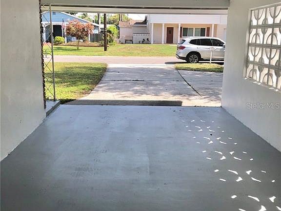 3rd image of 4918 Shetland Ave