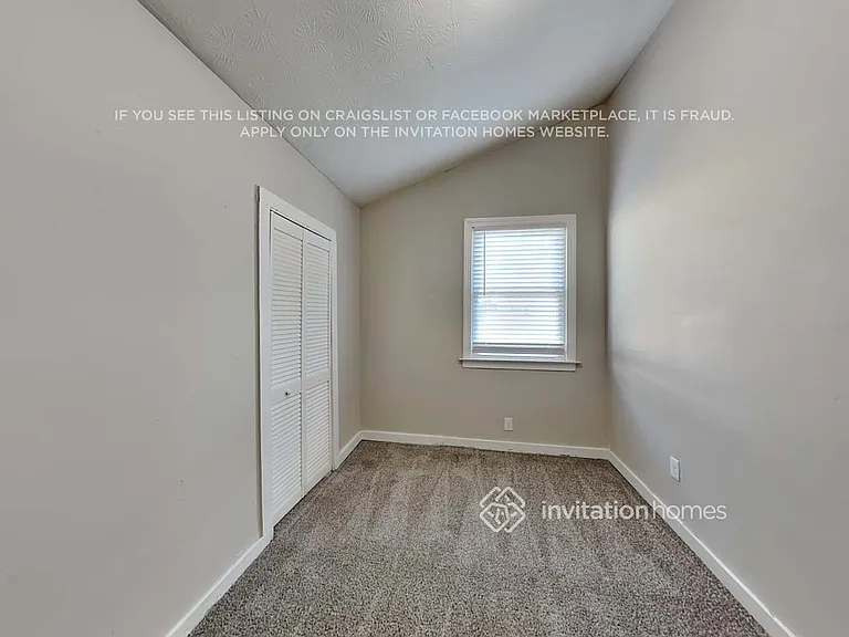 547 Rustic Rd — Photo 18