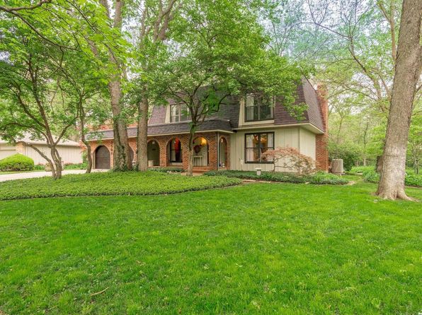 3500 SW Birchwood Dr, Topeka, KS 66614