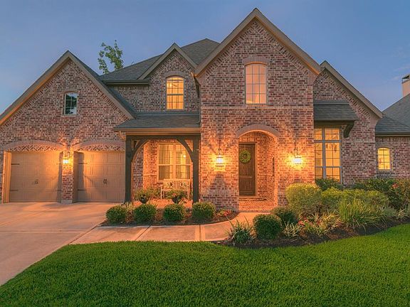 5th image of 122 Monterrey Pines Dr