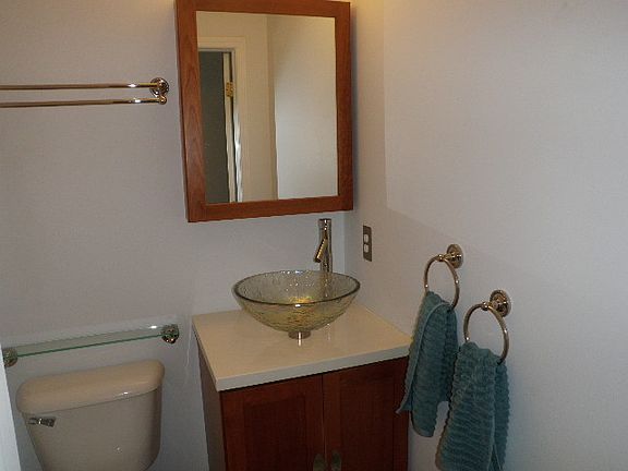 4th image of 3743 Rolling Hills Rd