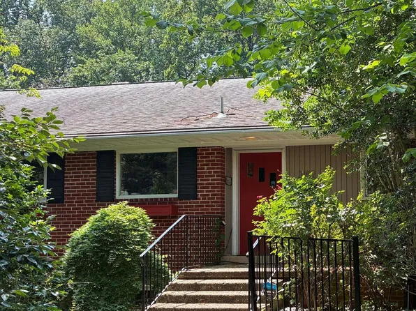3152 Holmes Run Rd, Falls Church, VA 22042