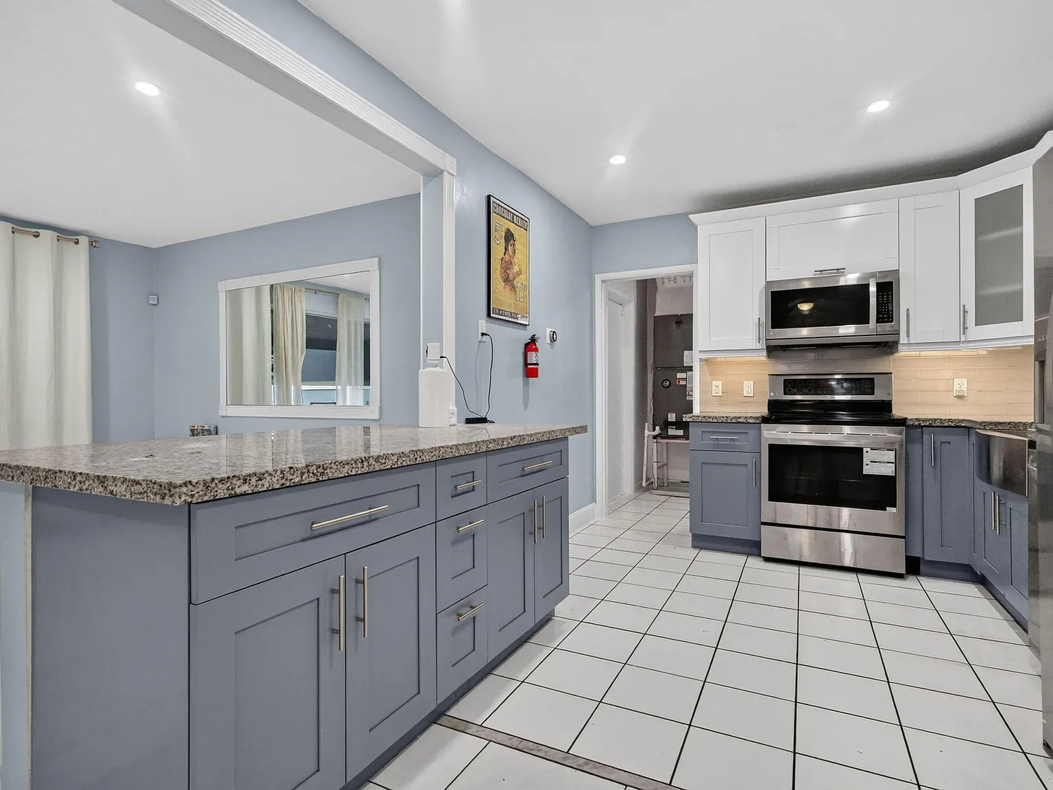 3 bed, 2.0 bath, 1515 sqft, $3,000 — Photo 4