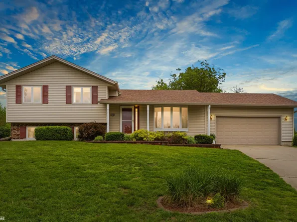 1008 Ratcliffe Dr, Marshalltown, IA 50158