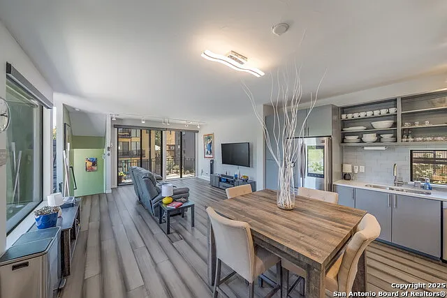 137 Lotus St — Photo 13