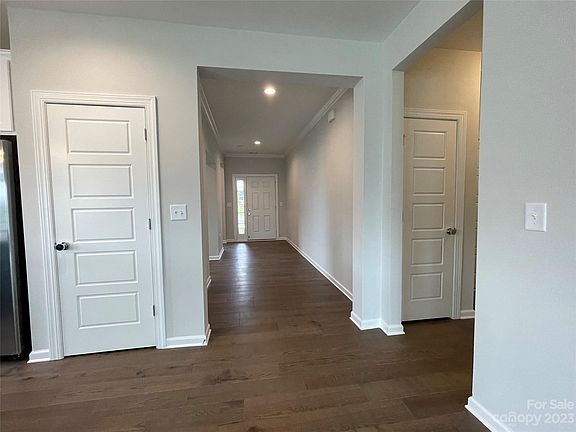 5th image of 7034 Kingfisher Way #Mln0211
