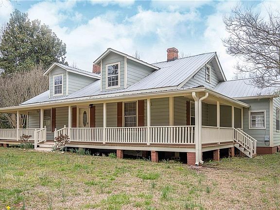3rd image of 3113 Hiram Sudie Rd