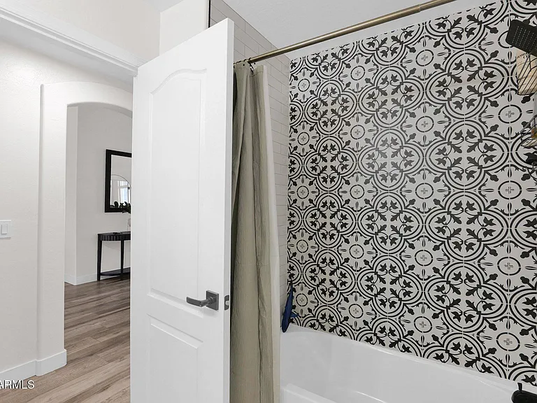 665 W Minton Dr — Photo 22