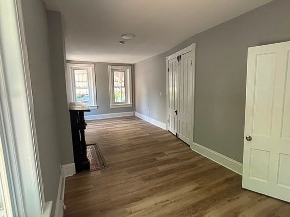 4th image of 31 Division St #1