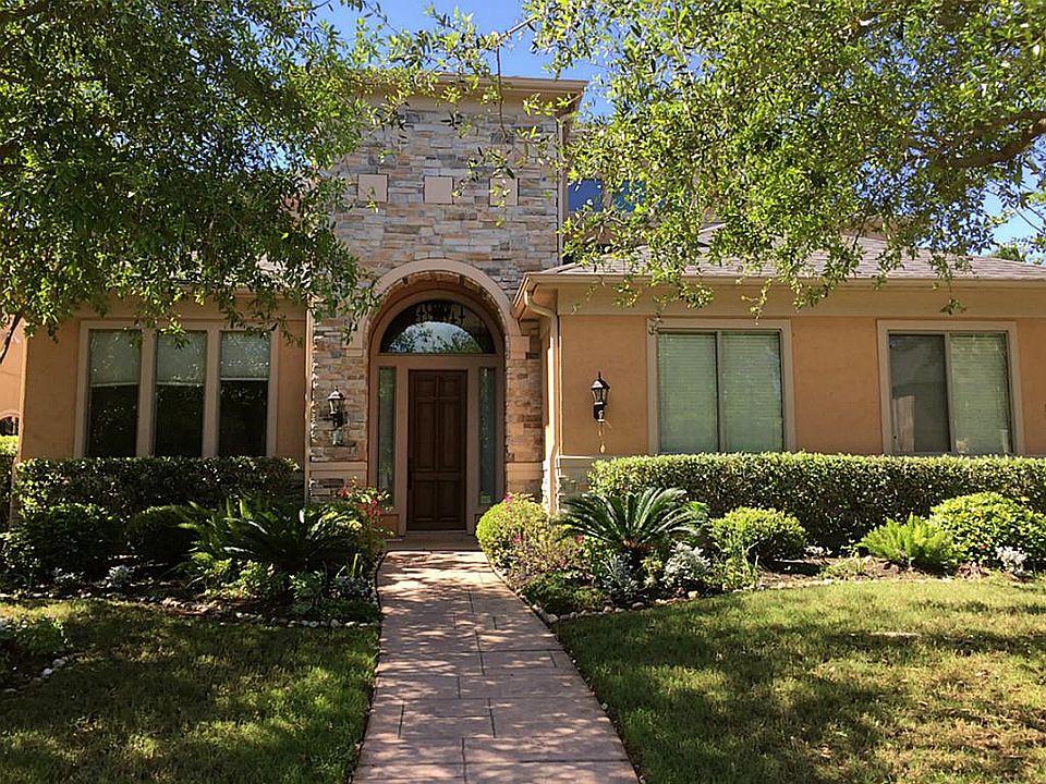 1st image of 11819 Legend Manor Dr