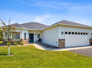 1010 Diamond Willow Cir, Waite Park, MN 56387
