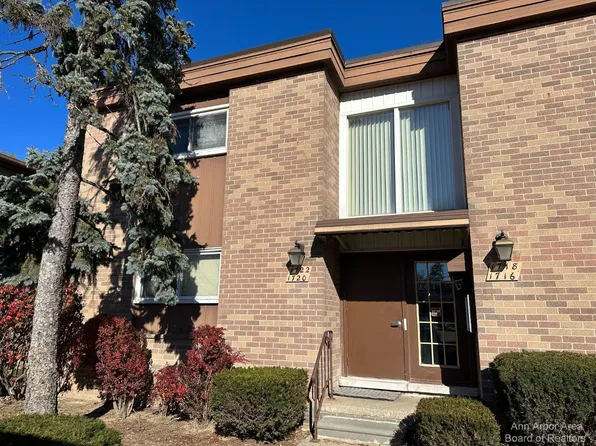 1722 Washtenaw Ave, Ypsilanti, MI 48197