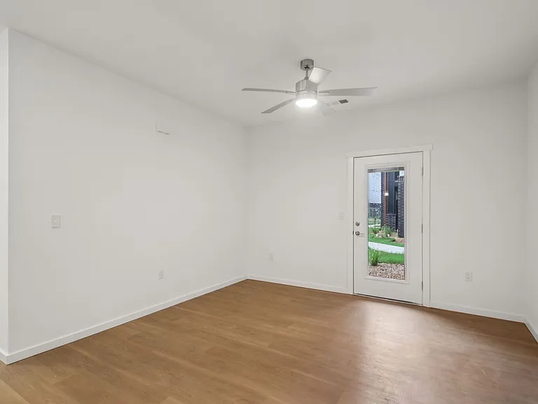Portland Place Apartments — Photo 100