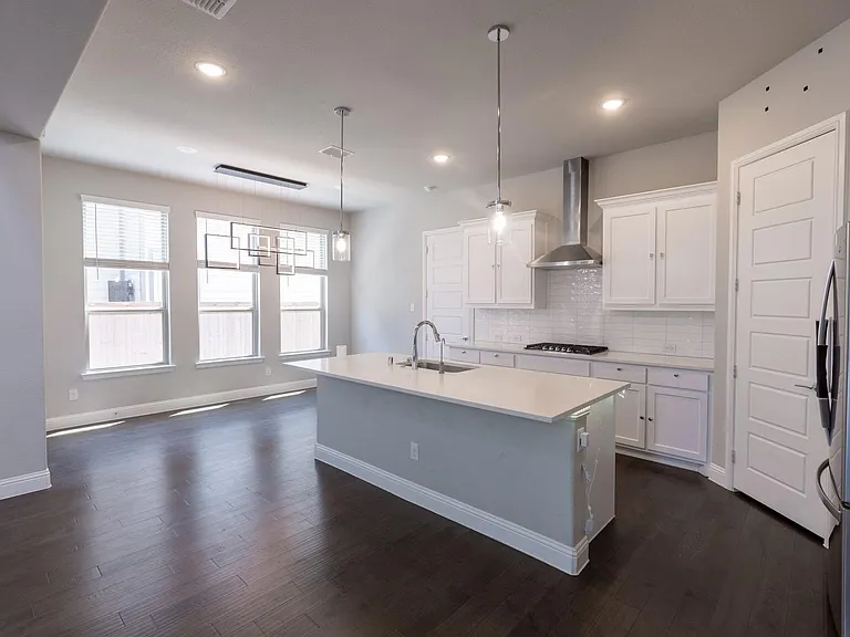 8521 Ottowa Rdg — Photo 6