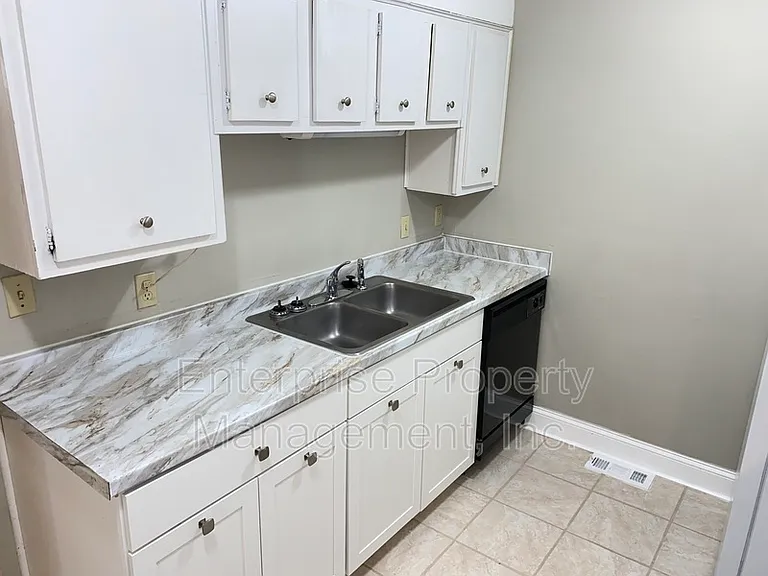 8176 Harley St — Photo 8