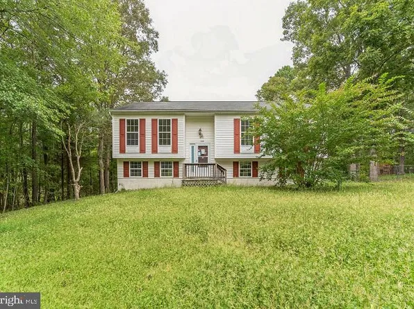 20899 Hunting Quarter Dr, Callaway, MD 20620