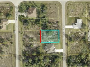 762 Oakridge Ave S, Lehigh Acres, FL 33974