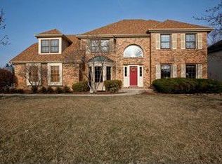 2480 Rio Grande Cir, Naperville, IL 60565