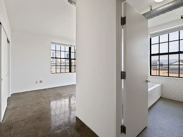 Santee Court — Photo 10