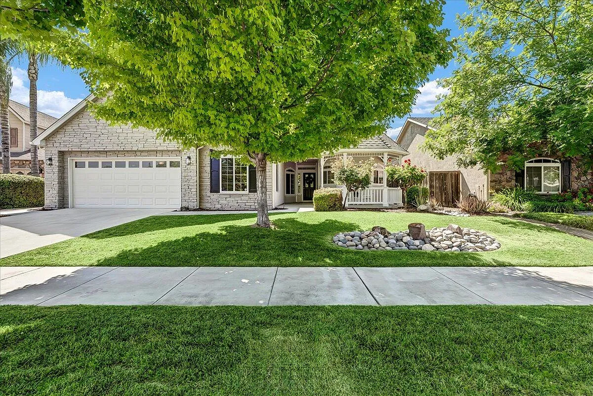 1203 N Mendonca Street photo 1