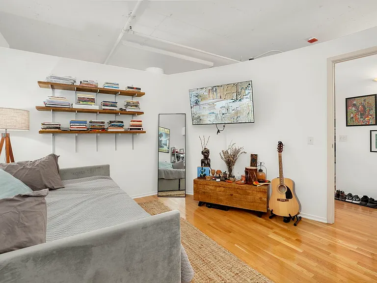 1530 S State St #16M — Photo 15