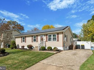 29 Harkfort Rd, Newark, DE 19702