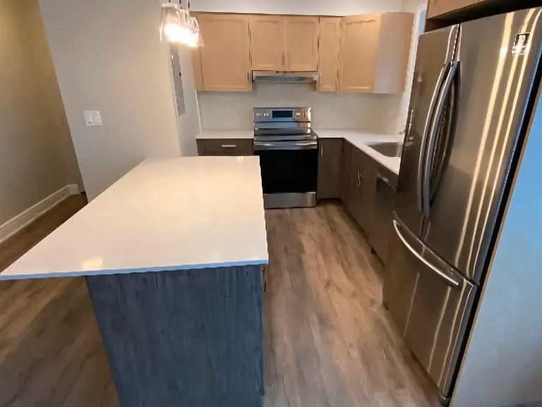 100 West Ave S #4 — Photo 7