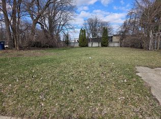 31836 Bay Ct, Westland, MI 48186