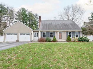 37 Mount Vernon Ave, North Attleboro, MA 02760