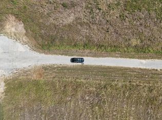 1122 Edwards Ave, Lexington, TX 78947