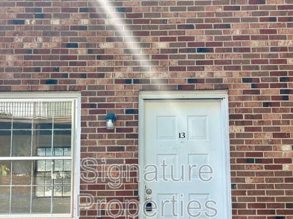1055 Rives Rd Apt 13, Martinsville, VA 24112 – 2-bedroom rental in Martinsville
