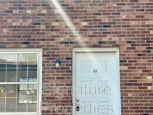 1055 Rives Rd, Martinsville, VA